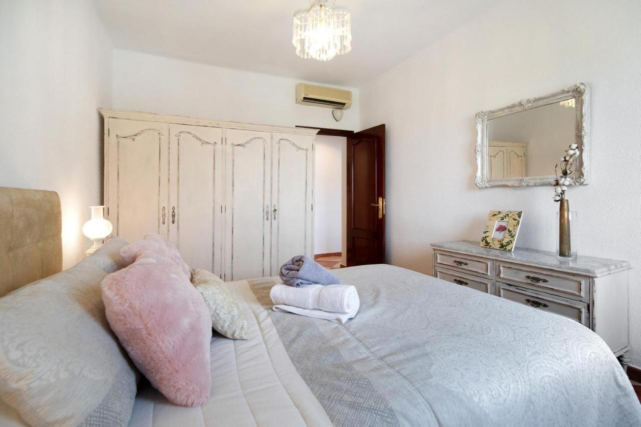 Grand Beachside Apartment - Кадис Екстериор снимка