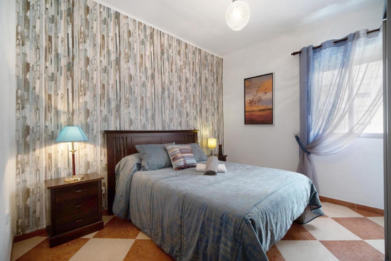 Grand Beachside Apartment - Кадис Екстериор снимка