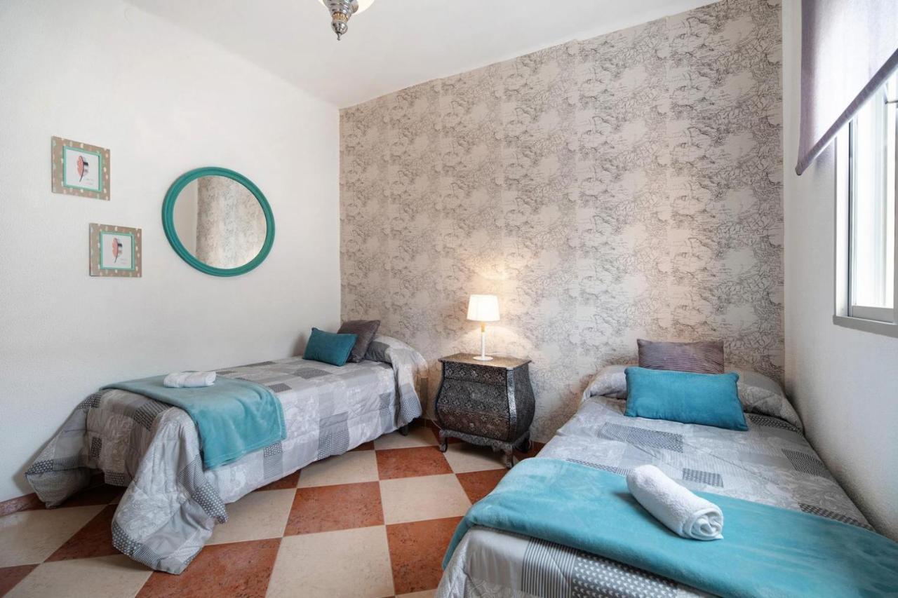 Grand Beachside Apartment - Кадис Екстериор снимка