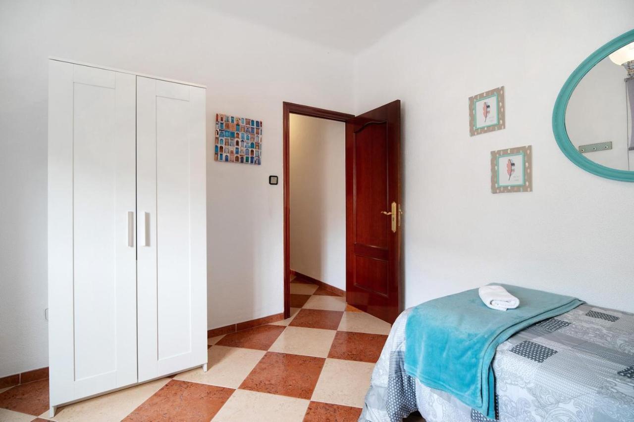 Grand Beachside Apartment - Кадис Екстериор снимка
