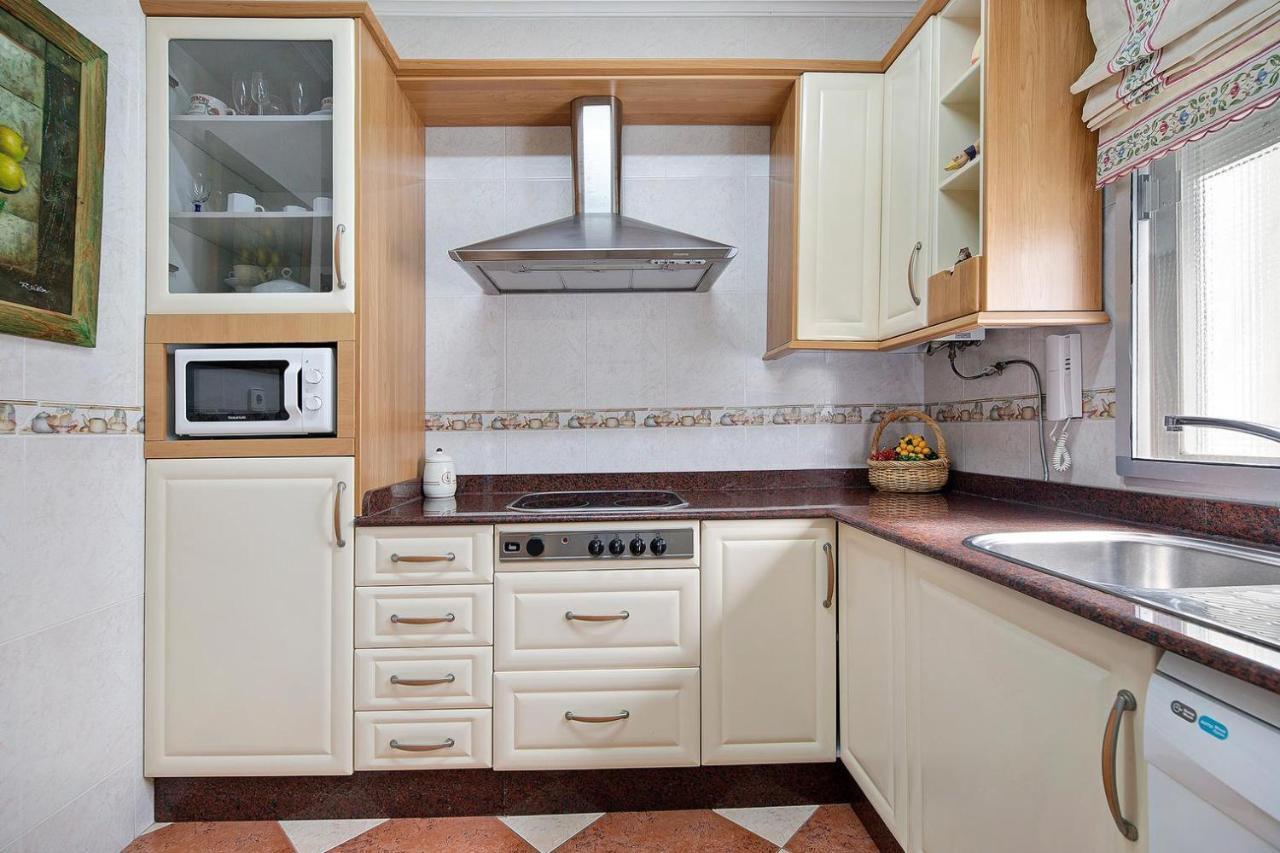 Grand Beachside Apartment - Кадис Екстериор снимка